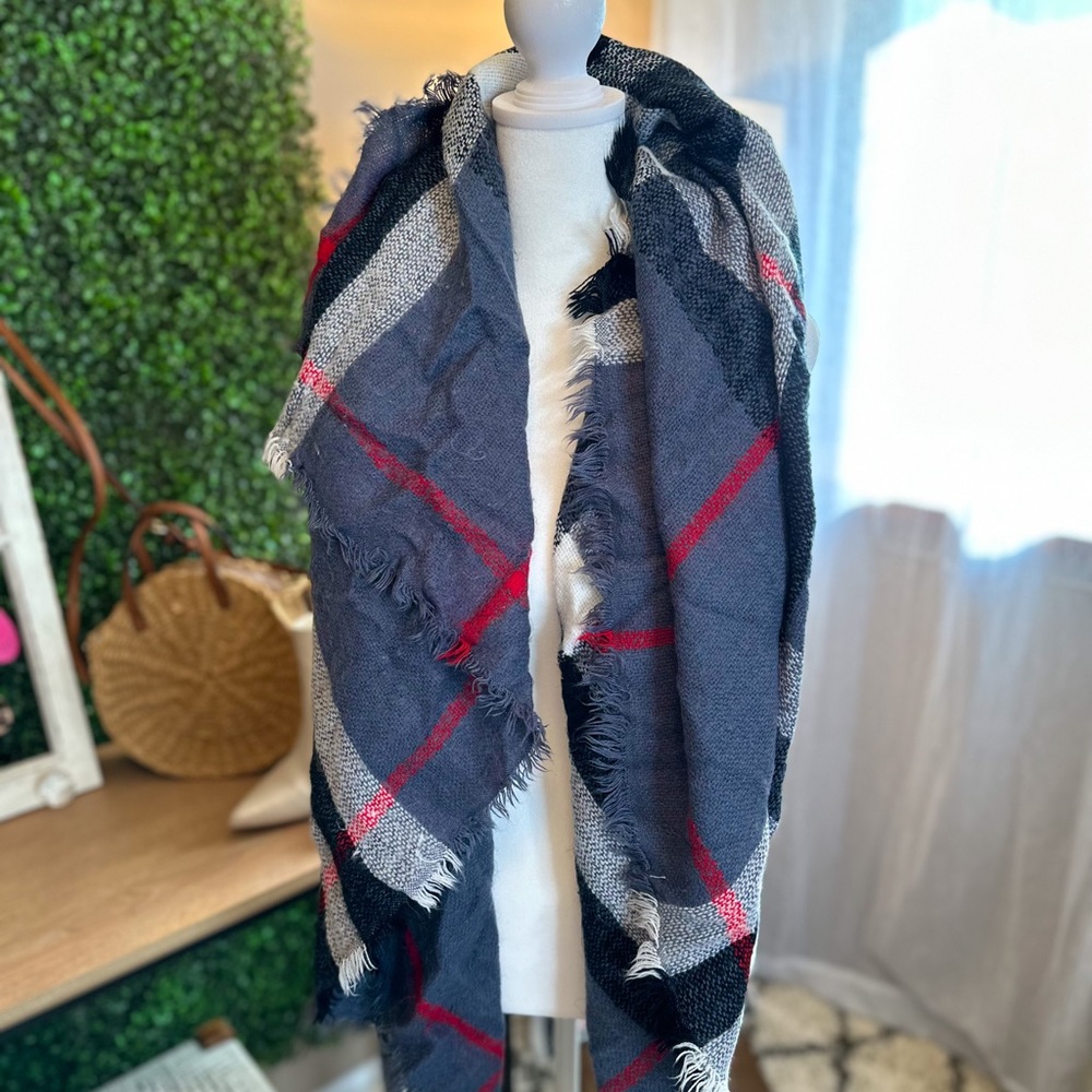 BLANKET SCARF